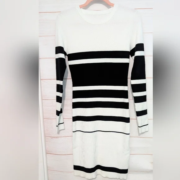 Nwt Emery Rose Black and White Striped Knit Dress Size Large - Picture 2 of 8